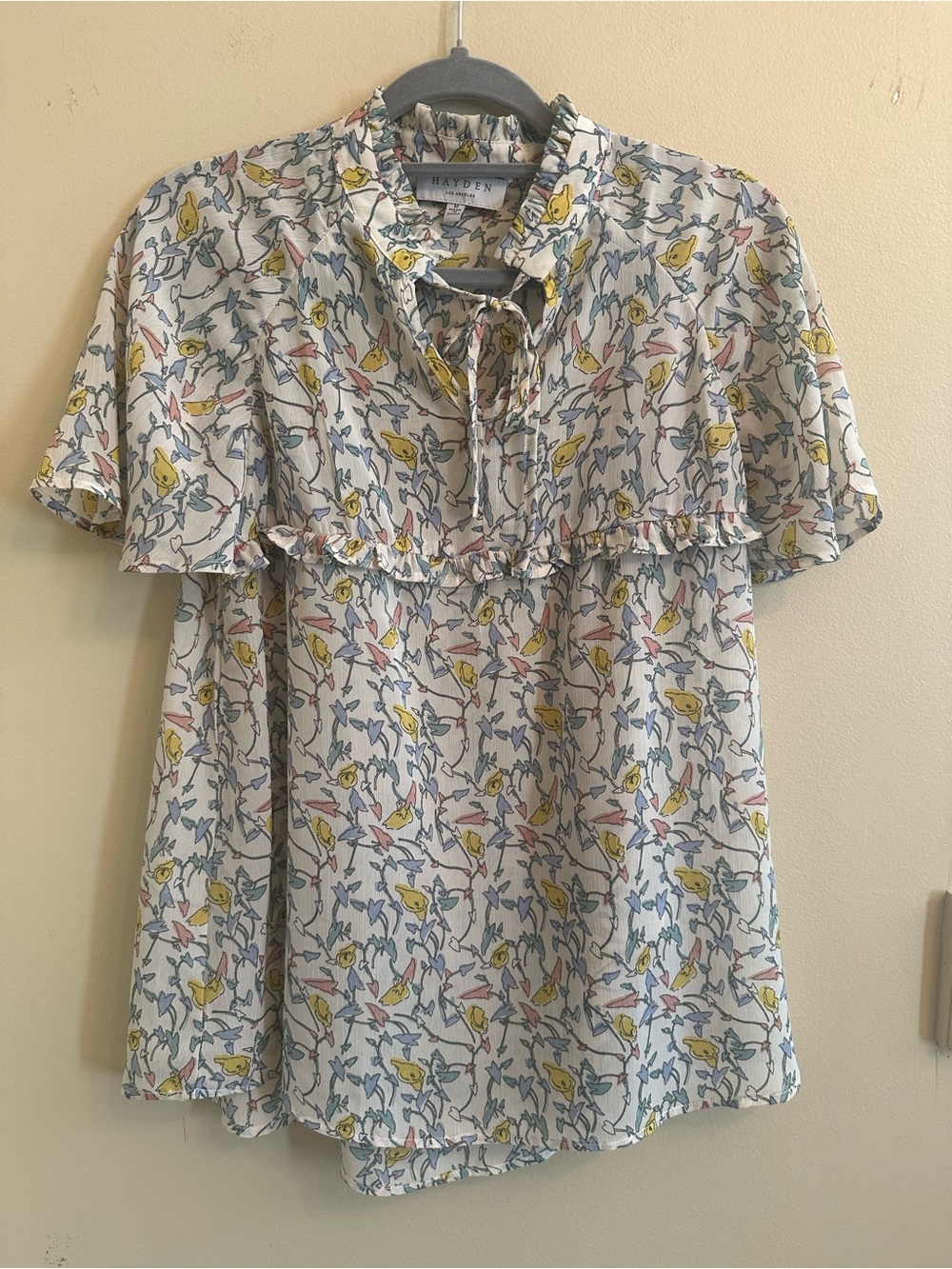 Hayden Floral Ruffle Blouse Large Flutter Sleeve Tie Neck Cottagecore 1071 - Picture 2 of 9